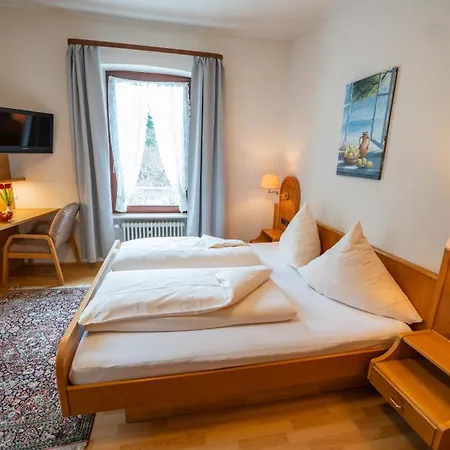 Hotel Restaurant St. Germanshof Bobenthal