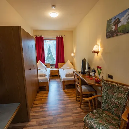 Hotel Restaurant St. Germanshof Bobenthal