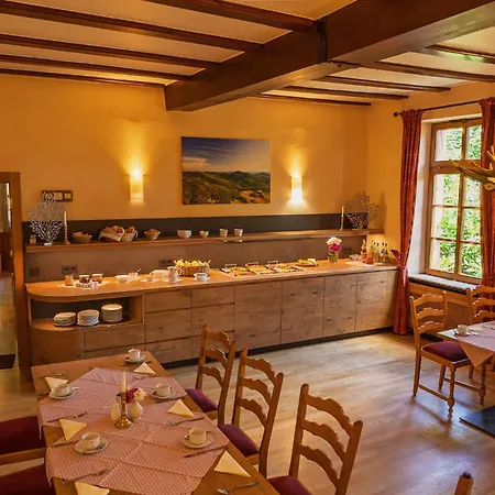 Hotel Restaurant St. Germanshof Bobenthal