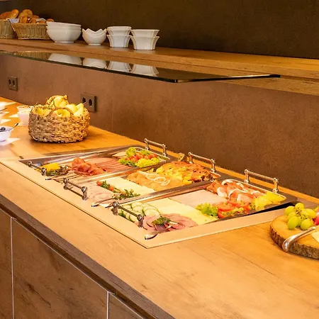 Restaurant St. Germanshof Hotel *