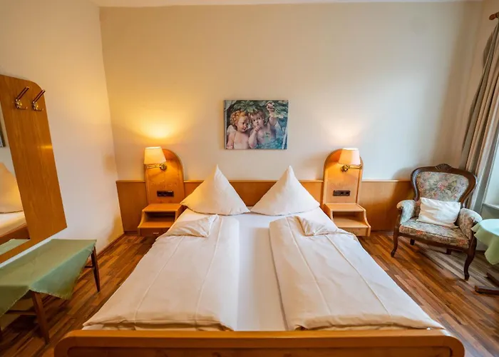 Restaurant St. Germanshof * Bobenthal